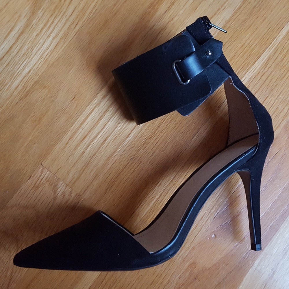 NEW Zara Trafaluc Suede Ankle Cuff Size 8 … - Picture 3 of 7